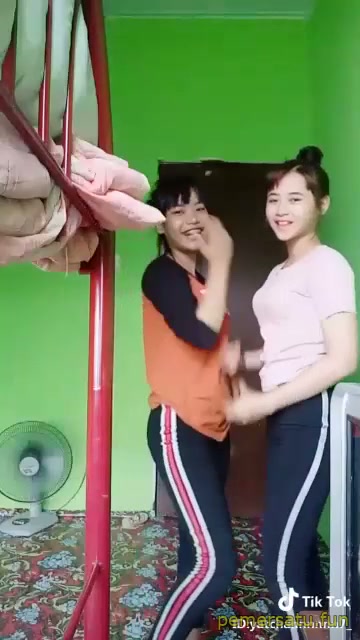 kompilasi nurul nafisha abg 18yo ketiak mulus digangbang.mp4