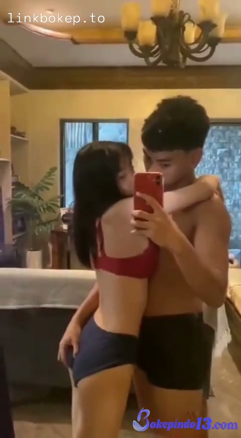 adik kakak hampir keluar di dalem