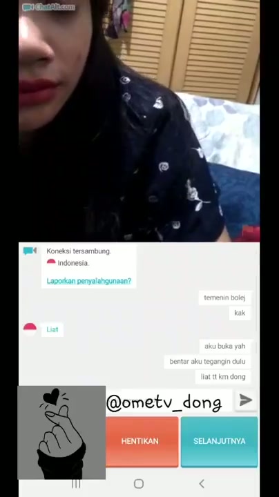 Ome TV Cewe Sange Pengen Liat Joni.mp4