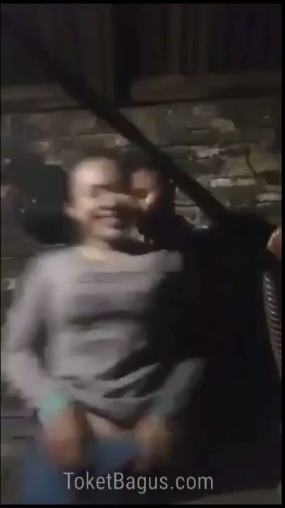 Kakak Adek Ngewe Di Dapur Nenek Seru Lo.mp4