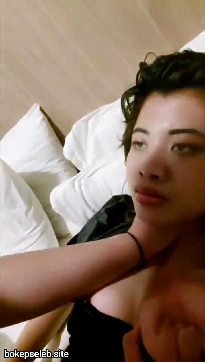 ABG GEMBAR BATANG DAN NGEWE 01