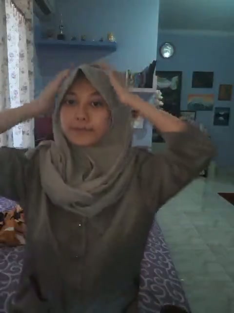 Berselingkuh Istri Tetangga Tsukasa