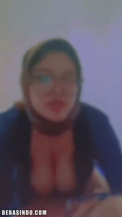 Temen kerja cantik suka ngajak main.mp4