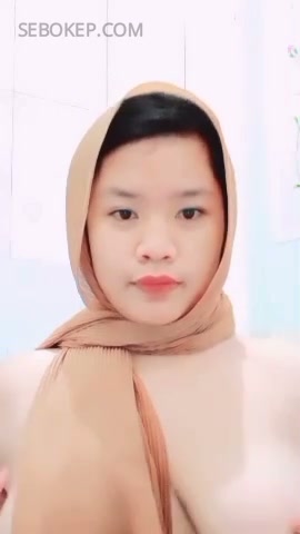 Putri Tobrut Colmek Pakai Terong Bengkok - DoodStream.mp4