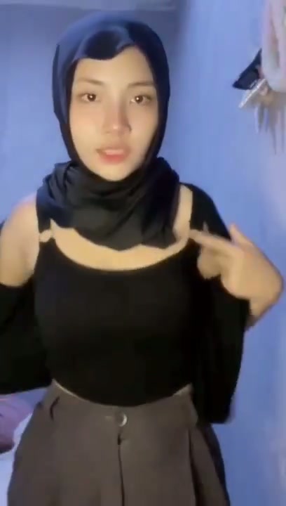 Viral chella dini mode jilbab sambil colmek tambah cantik - PoopHD - PoopHD.mp4