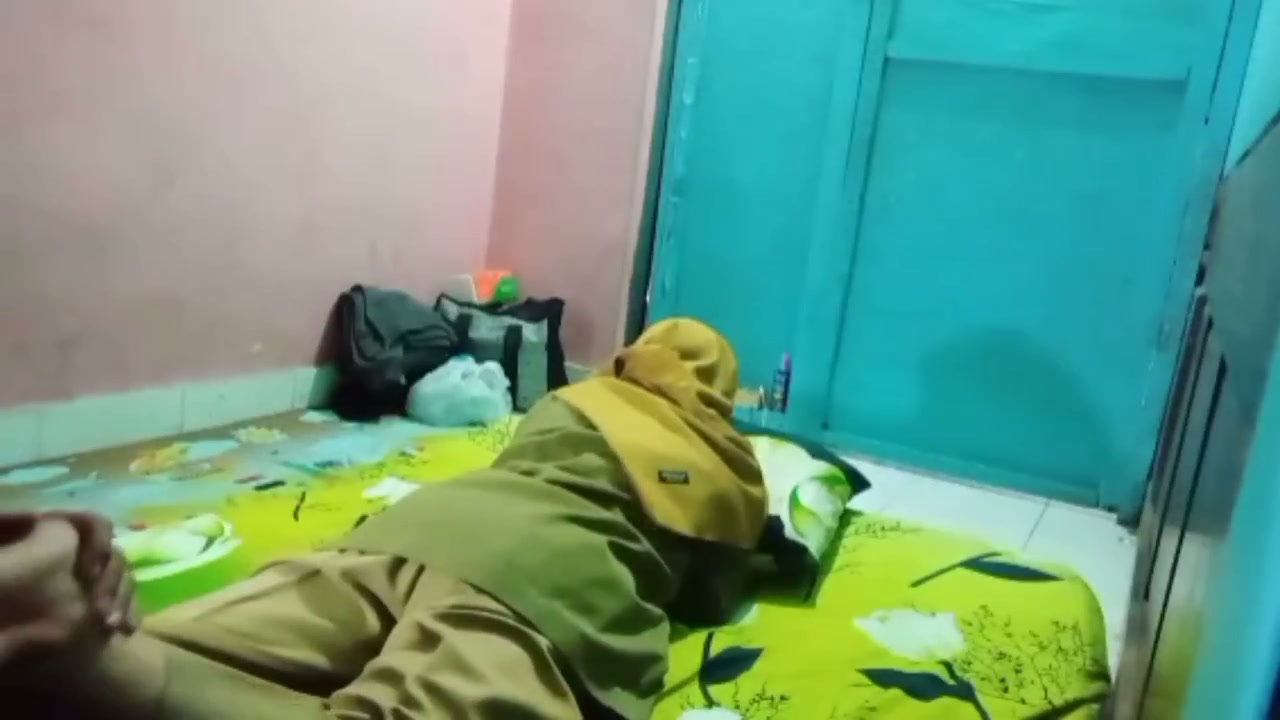 Full Ukhite PNS di pijat Mbah Maryono - DoodStream - PoopHD - PoopHD.mp4
