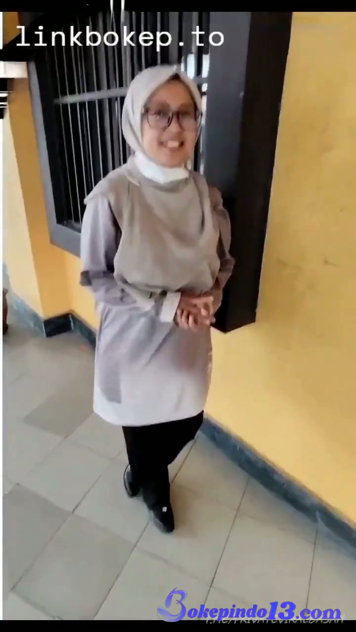 Yang_Lagi_Viral_Main_Sama_Guru_Les_-_Bokep_Indo_Hijab_Ukhty_-_BOKEPINDO13.COM.mp4