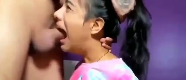 Suaranya glok glok glok