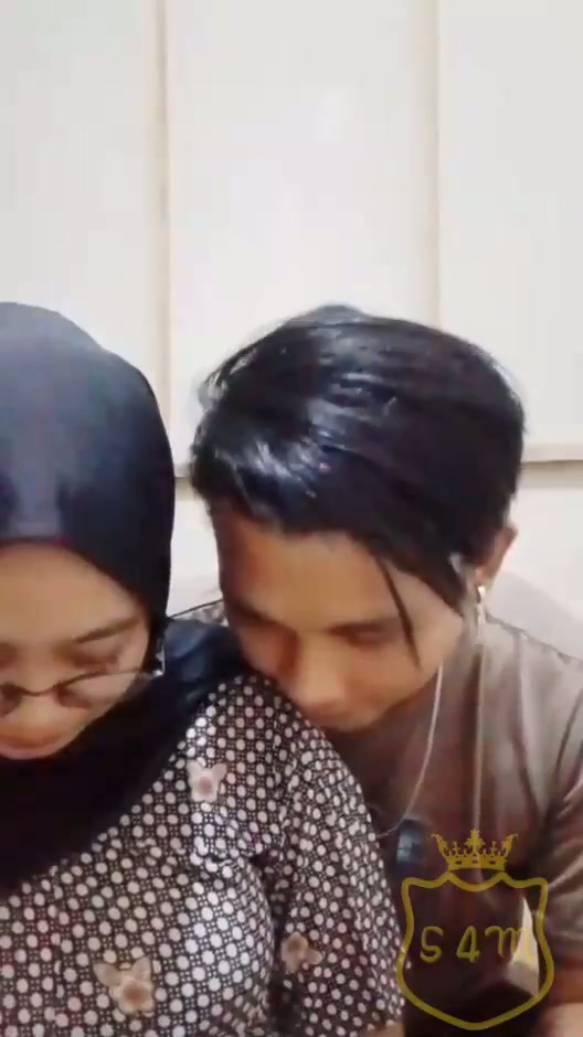 Diah Asnawi ughtty yang sukak diobok obok memeknya
