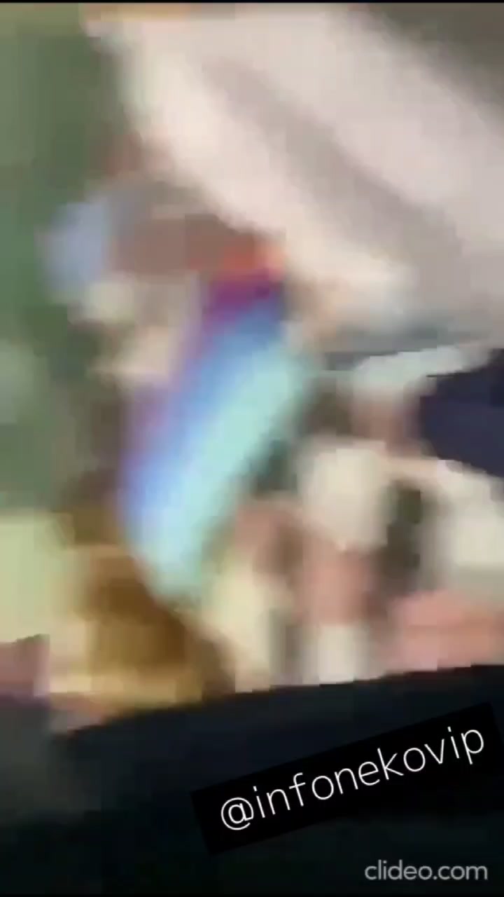 Siswi sma pulang skolah spong dikosan.mp4