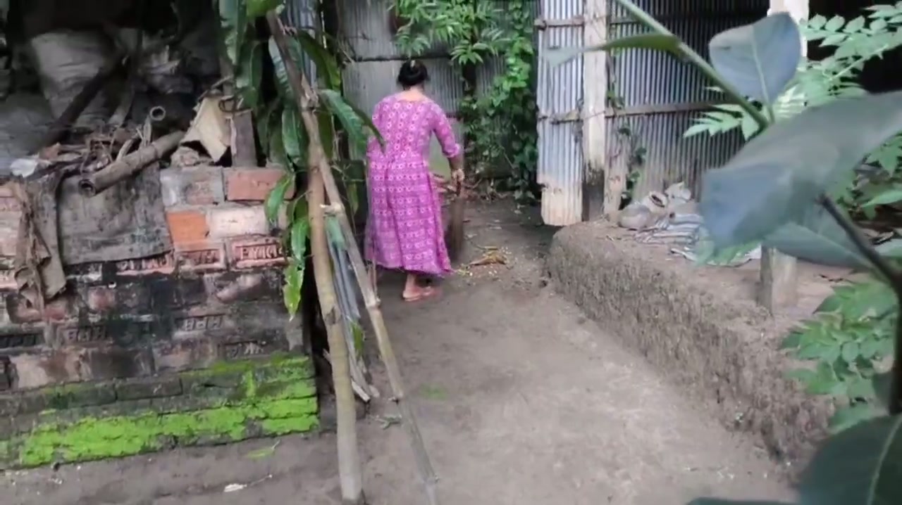 Selingkuh ketia suami ngojek.mp4