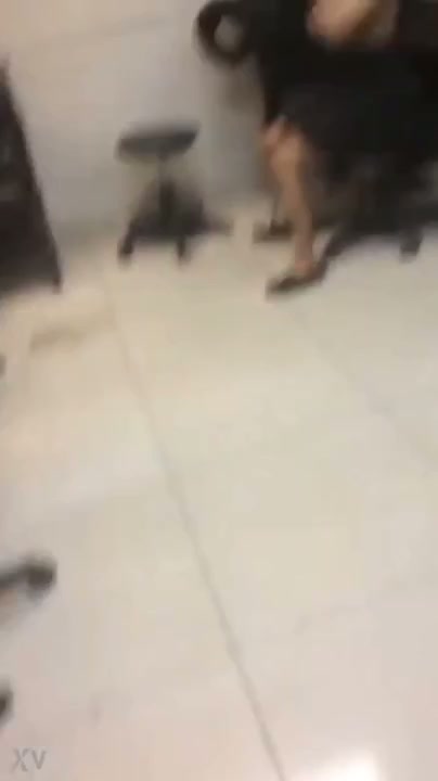 Biduan Di Ruang Makeup .mp4 - PoopHD.mp4
