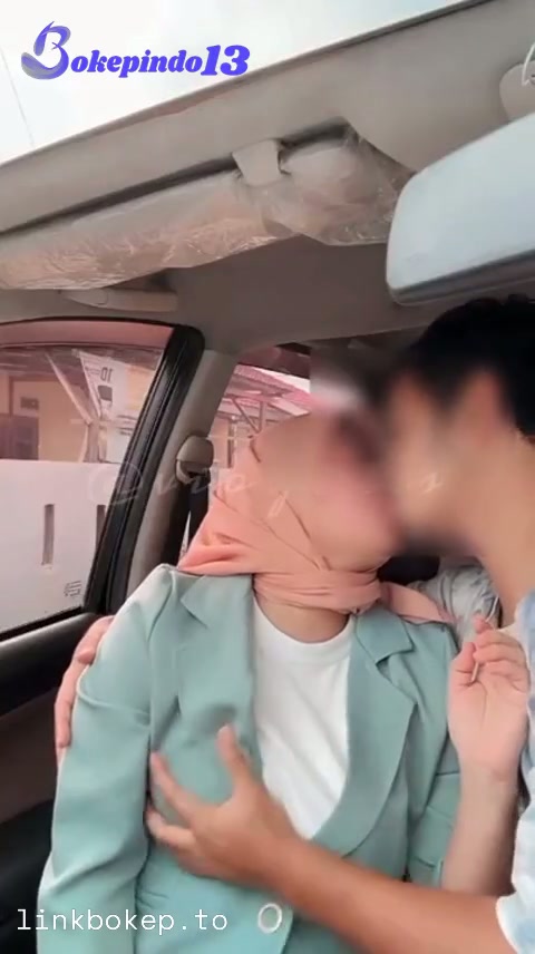 ngewe Hijab Pegawai Bank.mp4