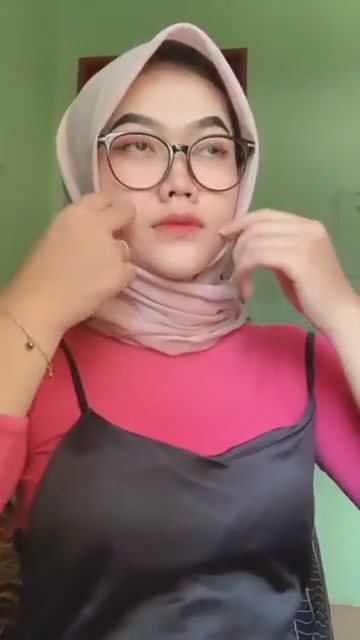 Live - Akhirnya Akirahajime Pertama Kali Ngewe.mp4 - PoopHD - PoopHD.mp4