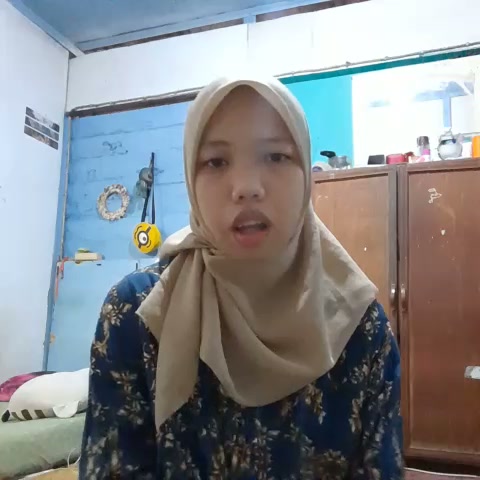 ibu_Guru_Ika_Mengajar_Biologi.mp4