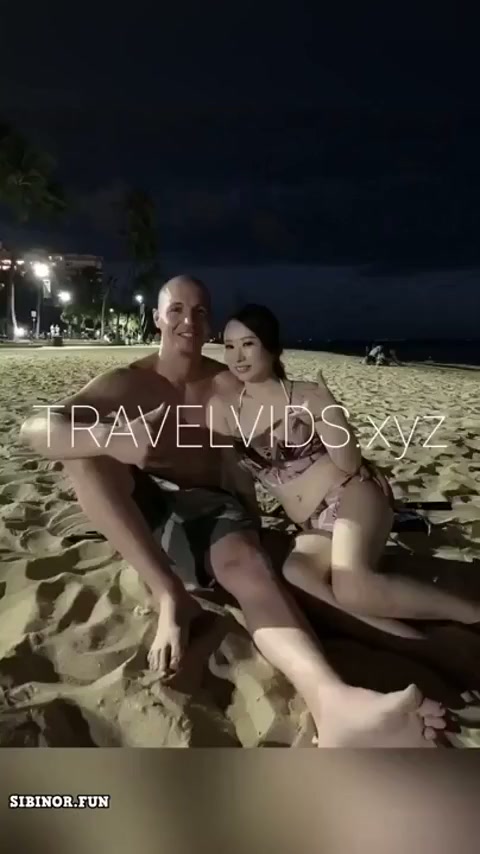 Bokep Travel Vids Chindo Ngentot Penuh Nafsu dgn Om Botak.mp4