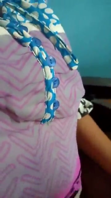 Mumpung temen beli r0kok g0dain pcrnya sampe keenakn