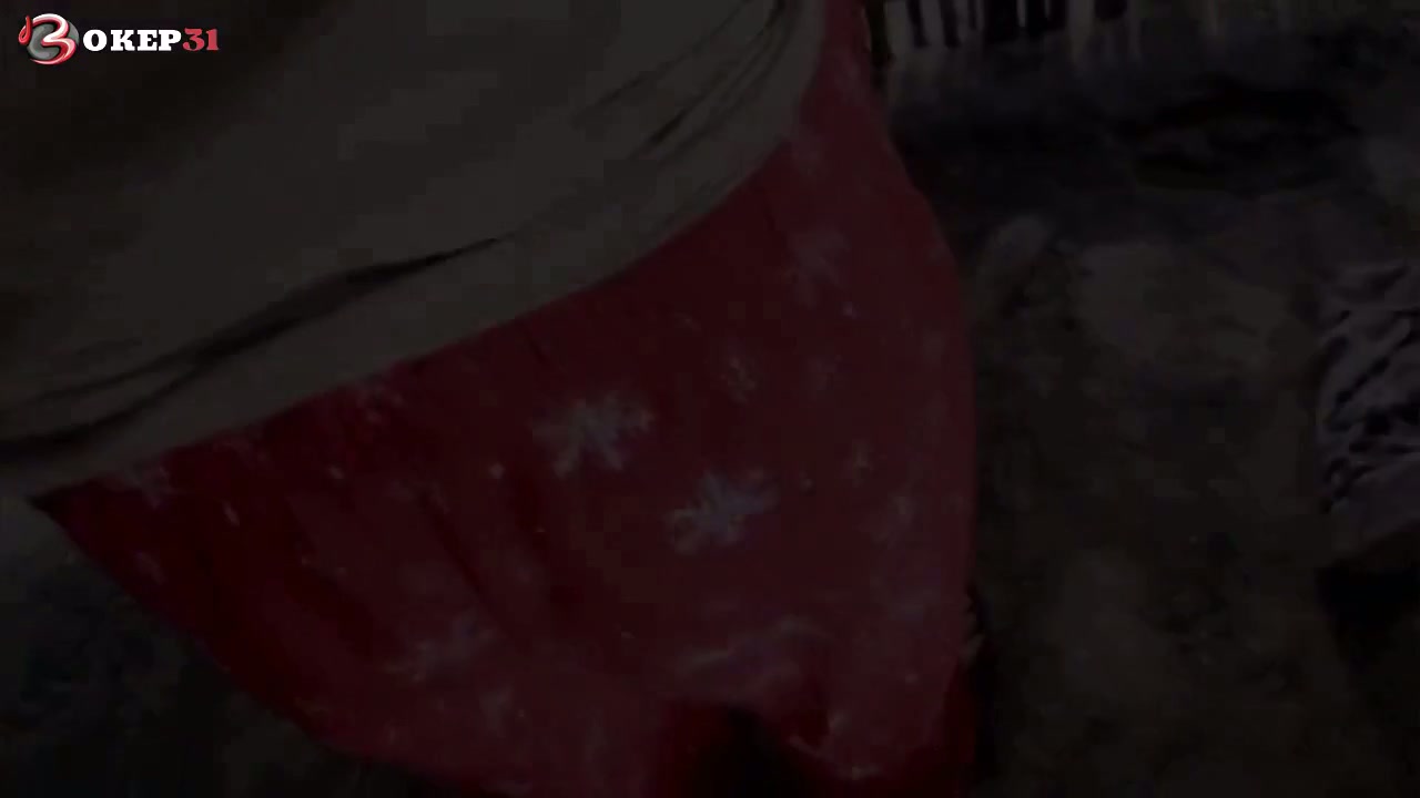 Tawarin Kontol Ke Sepupu Yg Lagi Jemurin.mp4