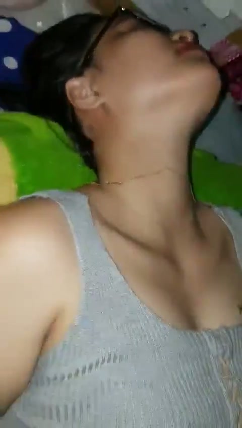 Bokep Indo Terbaru Langsung Masukin Karena Udah Sange Banget.mp4.mp4