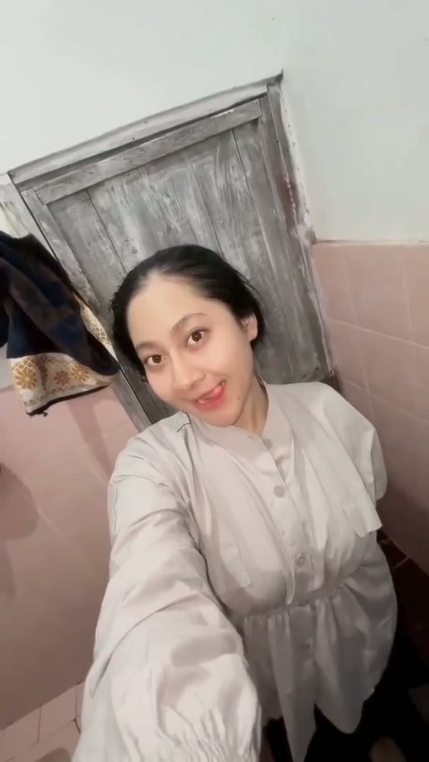 Dek Endang Toprout V1 (5).mp4