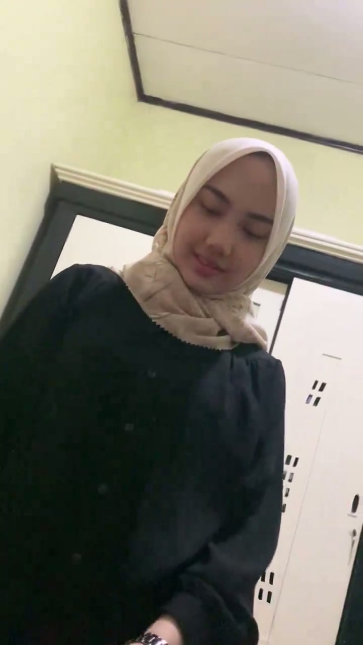 Hijab cantik miss dv #4.mp4