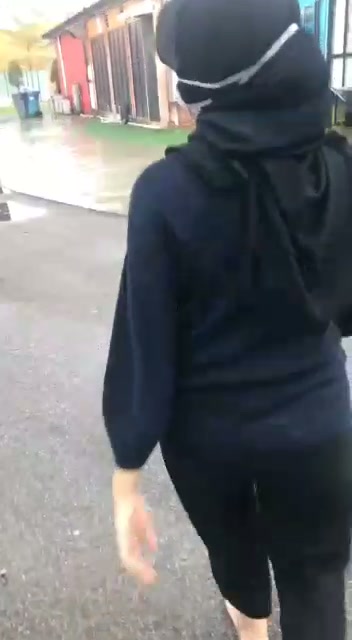 UKHTI TERPAKSA NGEWE DI MOBIL - DoodStream - PoopHD - PoopHD...